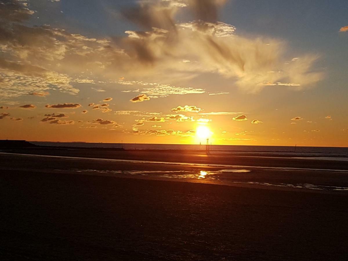 Duplex 50 M2 Au Pied Des Planches Leilighet Trouville-sur-Mer Eksteriør bilde